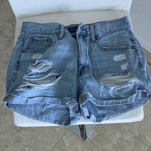 Really cute and comfy Jean shorts. Size 6. Great condition.